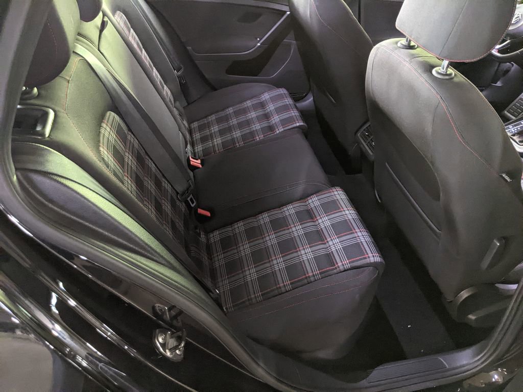 Used 2016 Volkswagen GTI Autobahn image 25