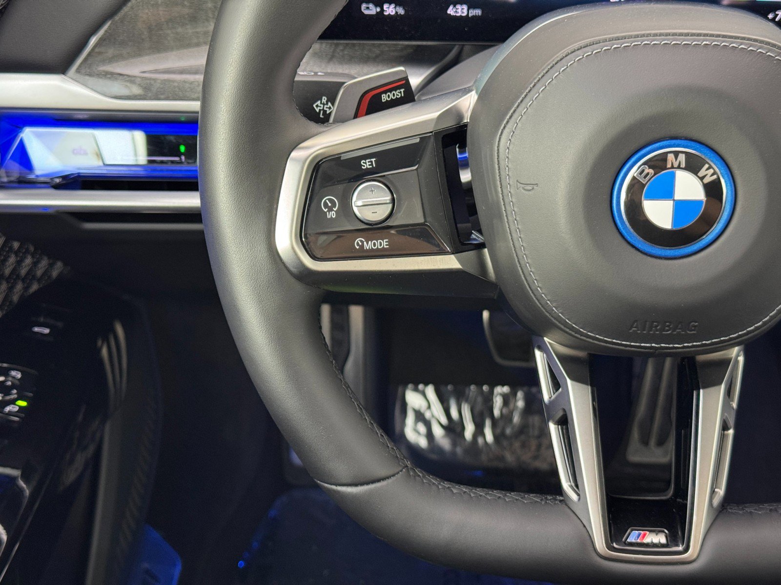 Used 2024 BMW i7 xDrive60 w/ Executive Package image 22