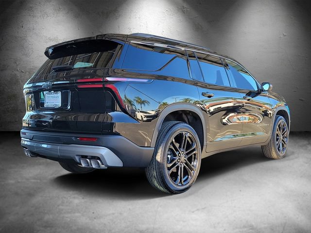 New 2026 Chevrolet Traverse LT w/ Driver Confidence Package AWD/4WD image 3