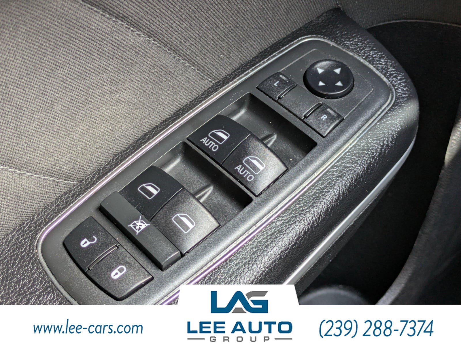 Used 2018 Dodge Charger SXT Plus RWD image 17