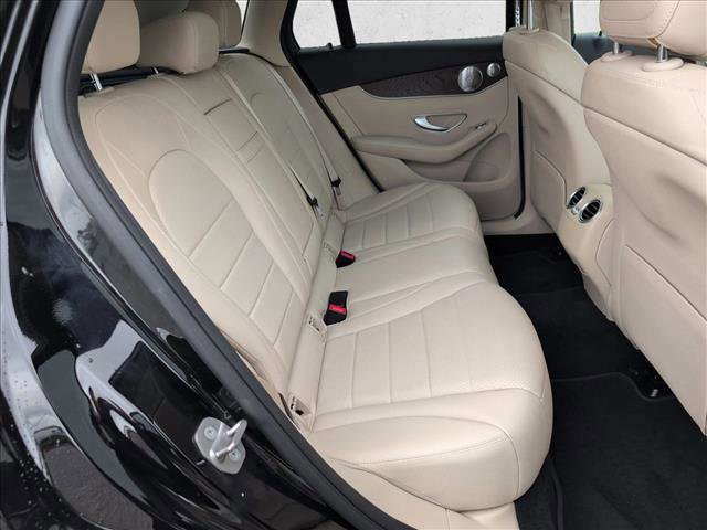 Used 2019 Mercedes-Benz GLC 350e 4MATIC image 22