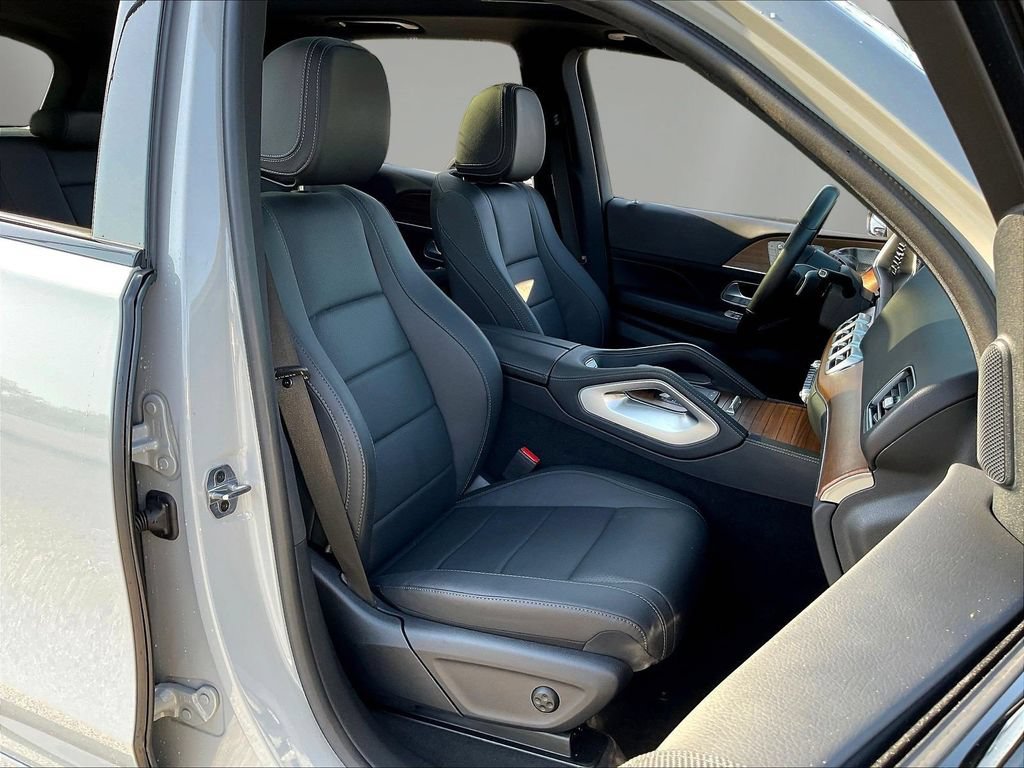 Certified 2025 Mercedes-Benz GLE 450 4MATIC image 31