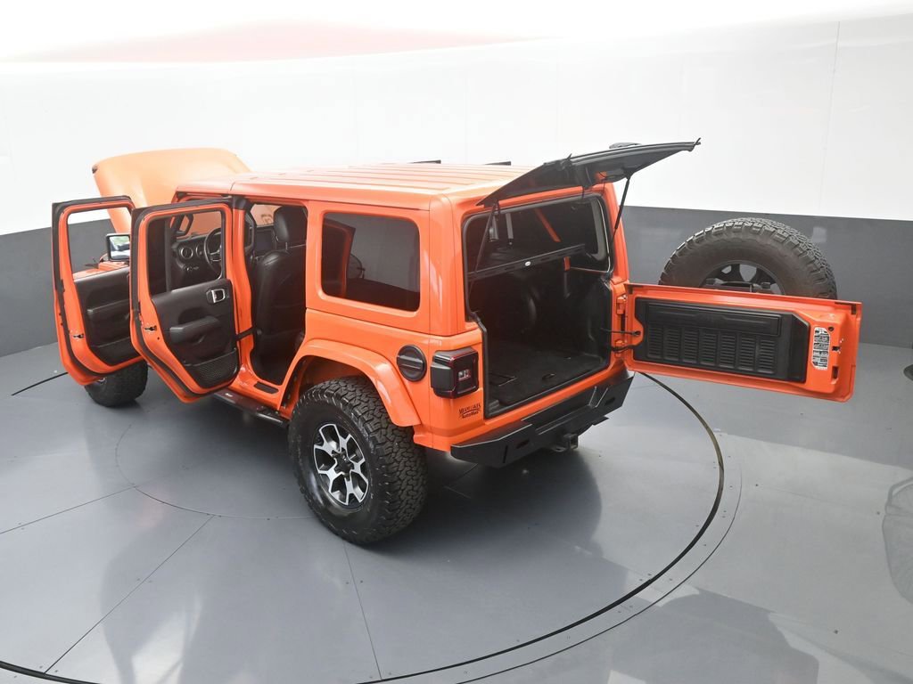 Used 2018 Jeep Wrangler Unlimited Sahara AWD/4WD image 61