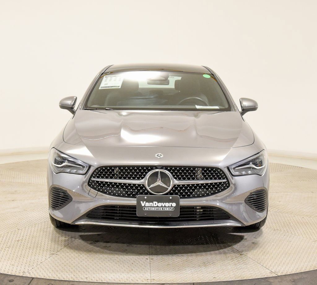 Used 2025 Mercedes-Benz CLA 250 4MATIC image 2