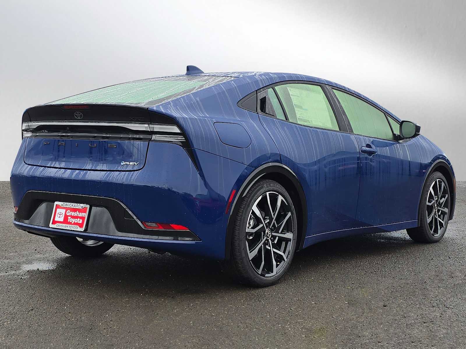 New 2025 Toyota Prius XSE image 3