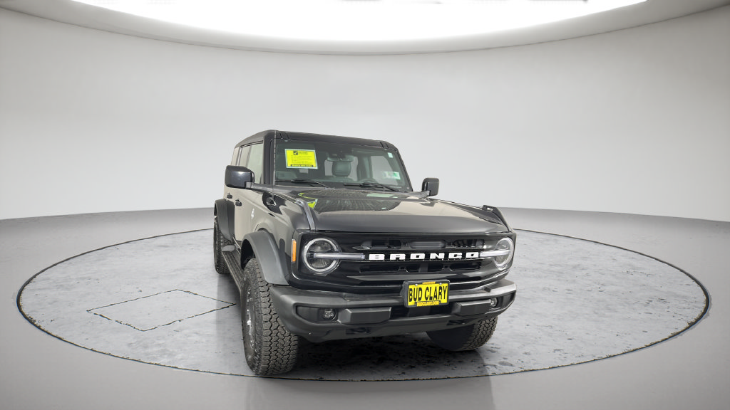 Used 2025 Ford Bronco Outer Banks w/ Sasquatch Package AWD/4WD image 4