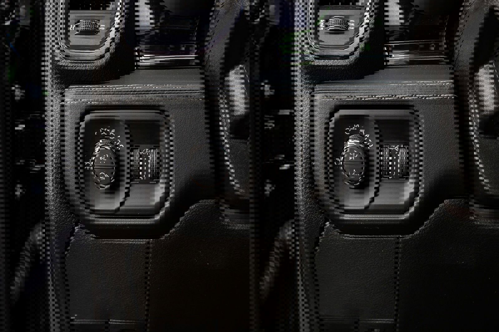 Used 2026 RAM 2500 Limited image 22