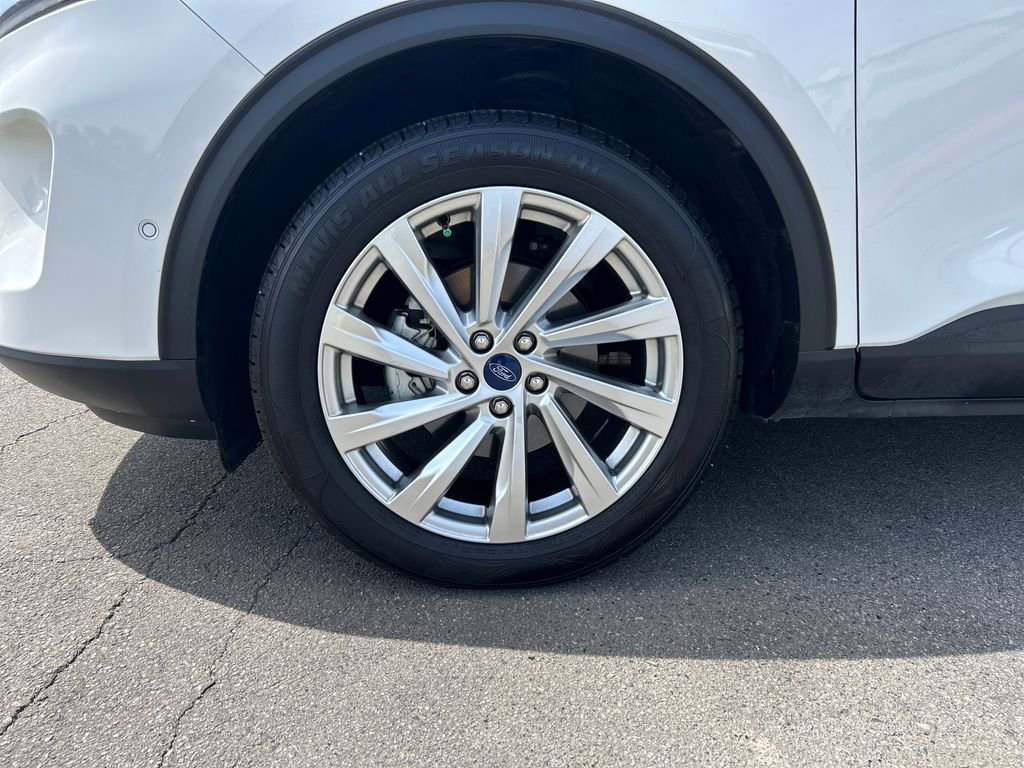 Used 2022 Ford Escape Titanium w/ Titanium Elite Package image 29
