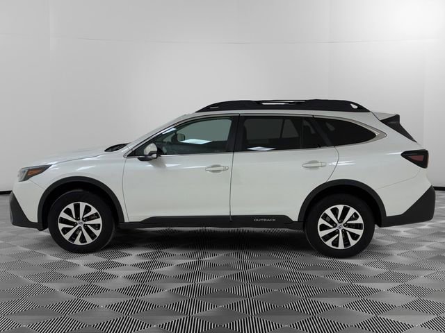 Used 2022 Subaru Outback Premium image 6