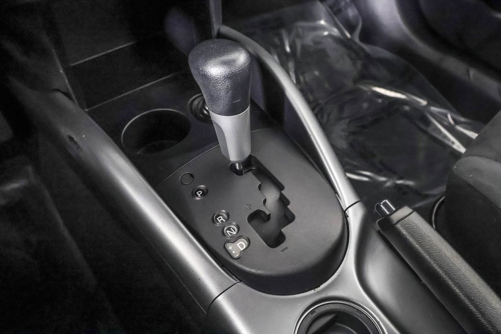 Used 2009 Mitsubishi Outlander ES image 28