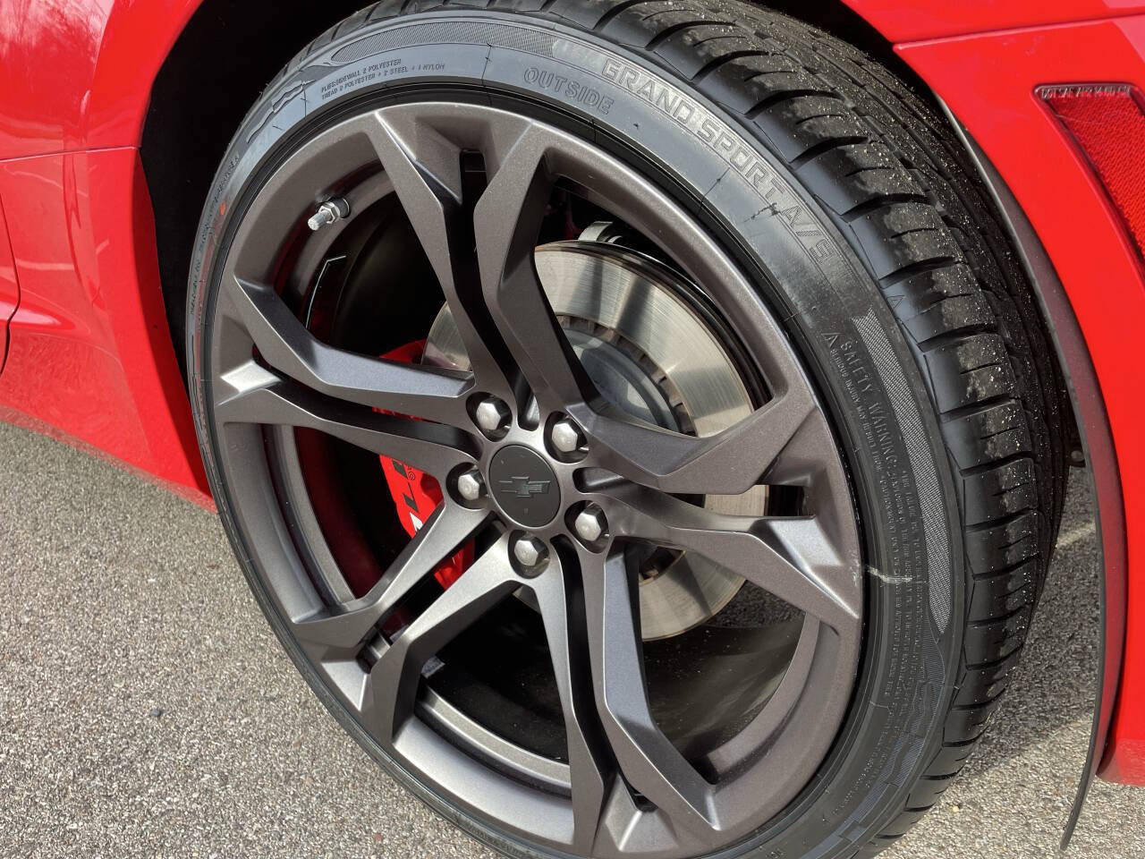 Used 2018 Chevrolet Camaro SS RWD image 25