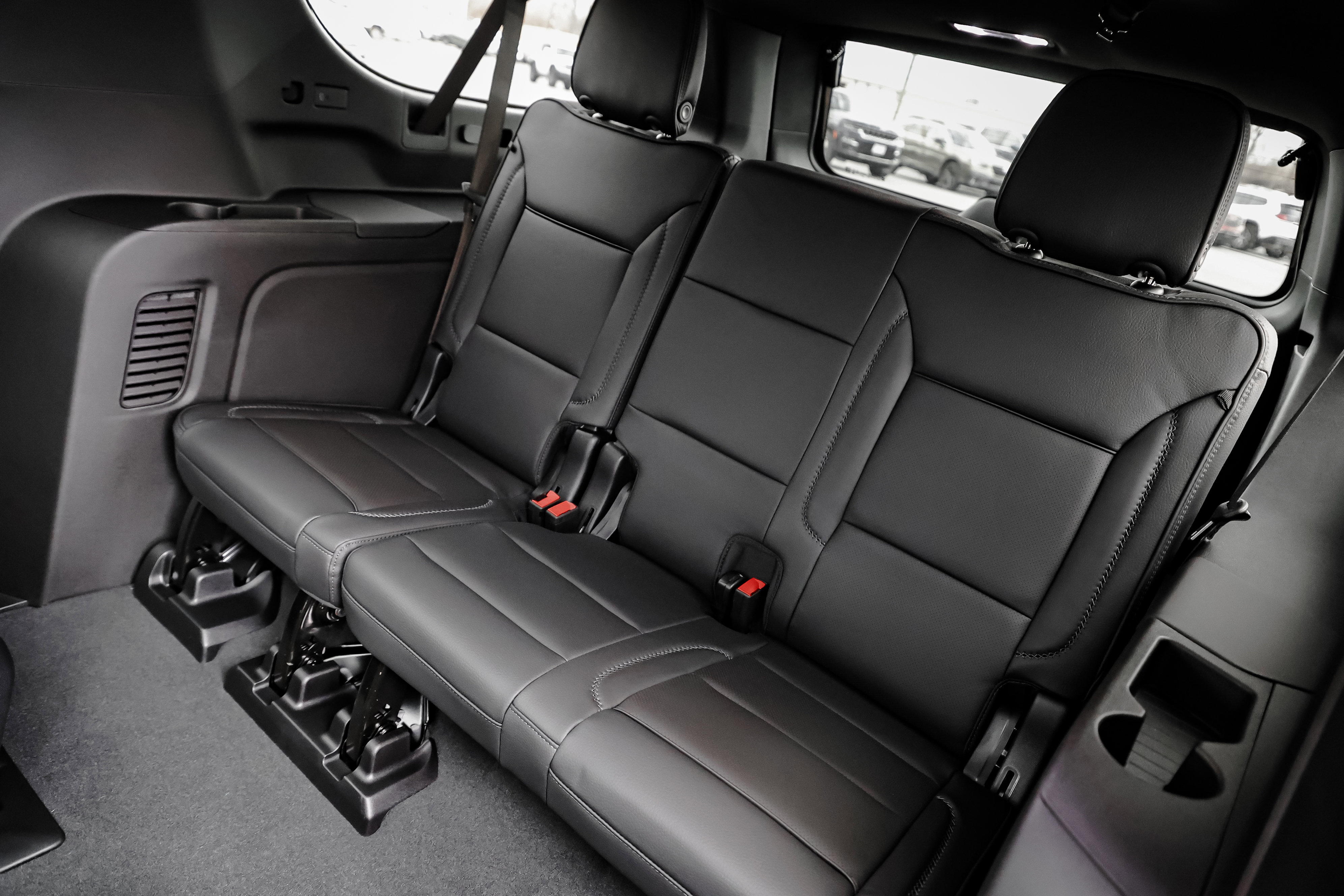 New 2026 GMC Yukon XL Denali image 21