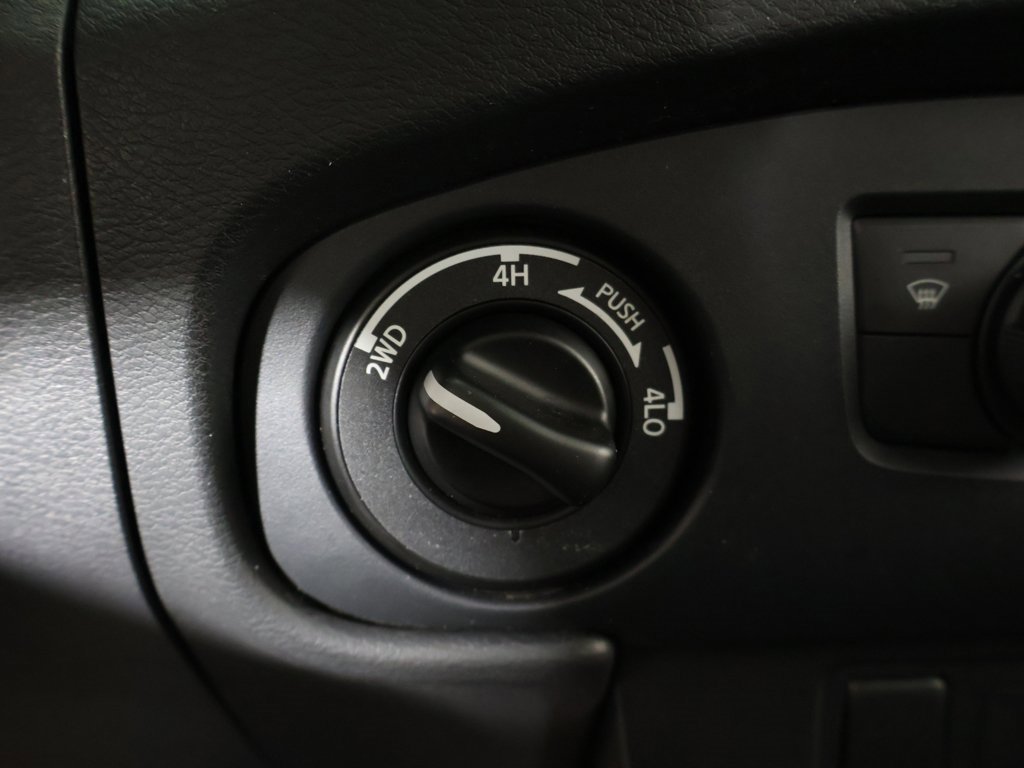 Used 2022 Nissan Frontier PRO-4X w/ Technology Package image 48