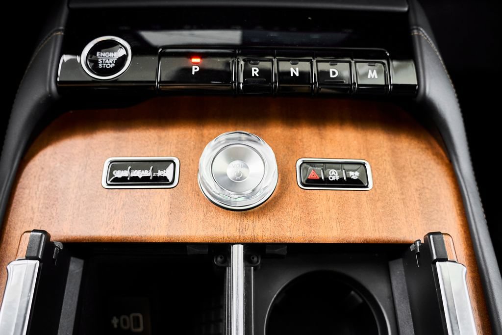 Used 2025 Lincoln Navigator Black Label AWD/4WD image 27