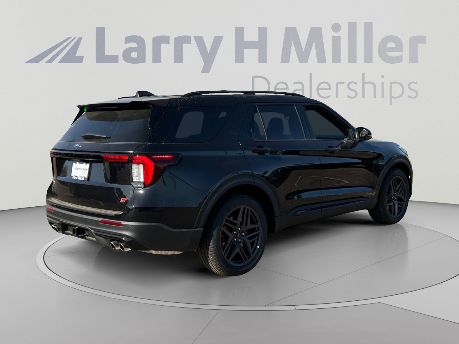 New 2026 Ford Explorer ST w/ Sun And Sound Package AWD/4WD image 5
