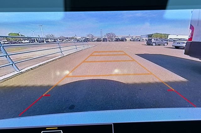 Used 2024 Chevrolet Malibu LT image 21