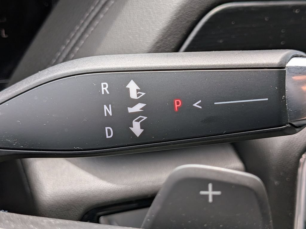 Used 2025 GMC Yukon XL Denali AWD/4WD image 19