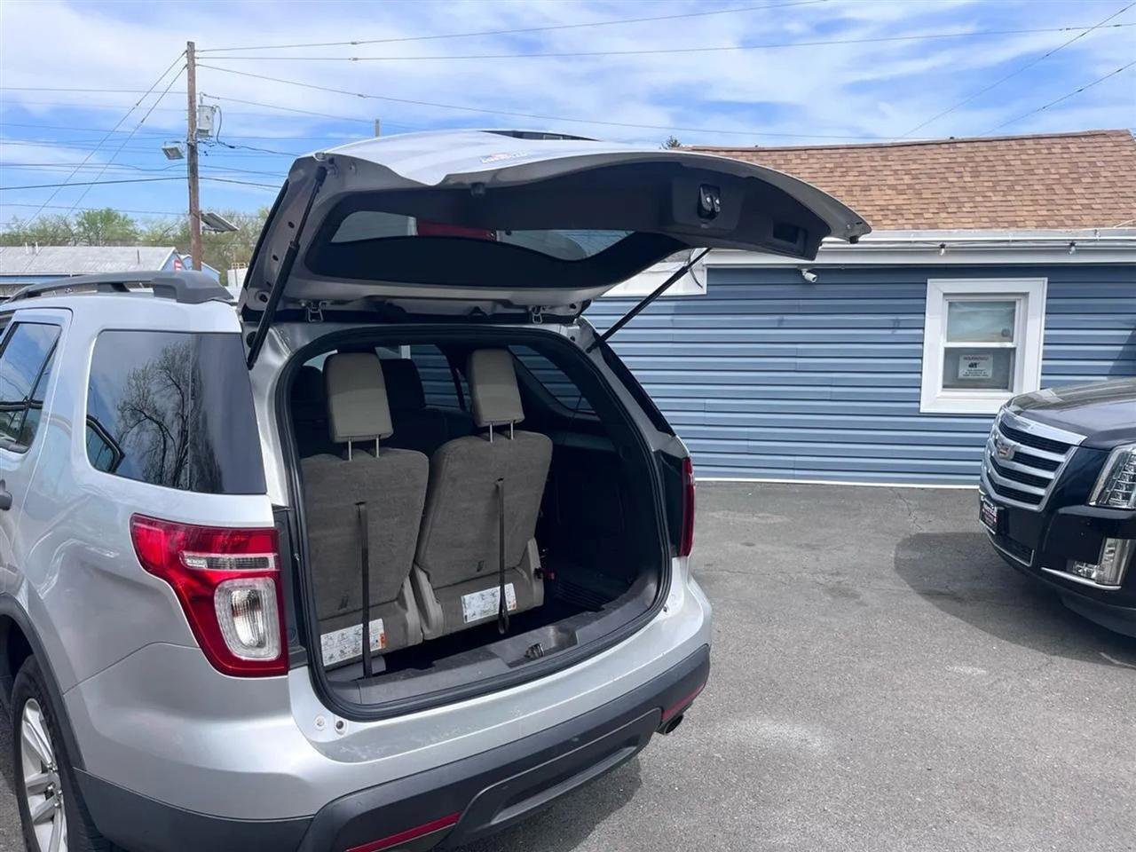 Used 2015 Ford Explorer 4WD image 17