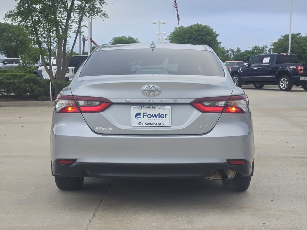 Used 2024 Toyota Camry LE FWD image 6