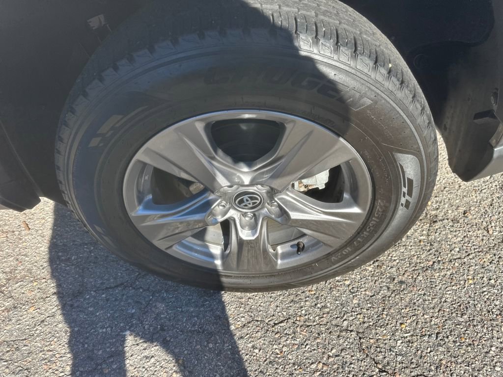 Used 2024 Toyota RAV4 XLE image 15