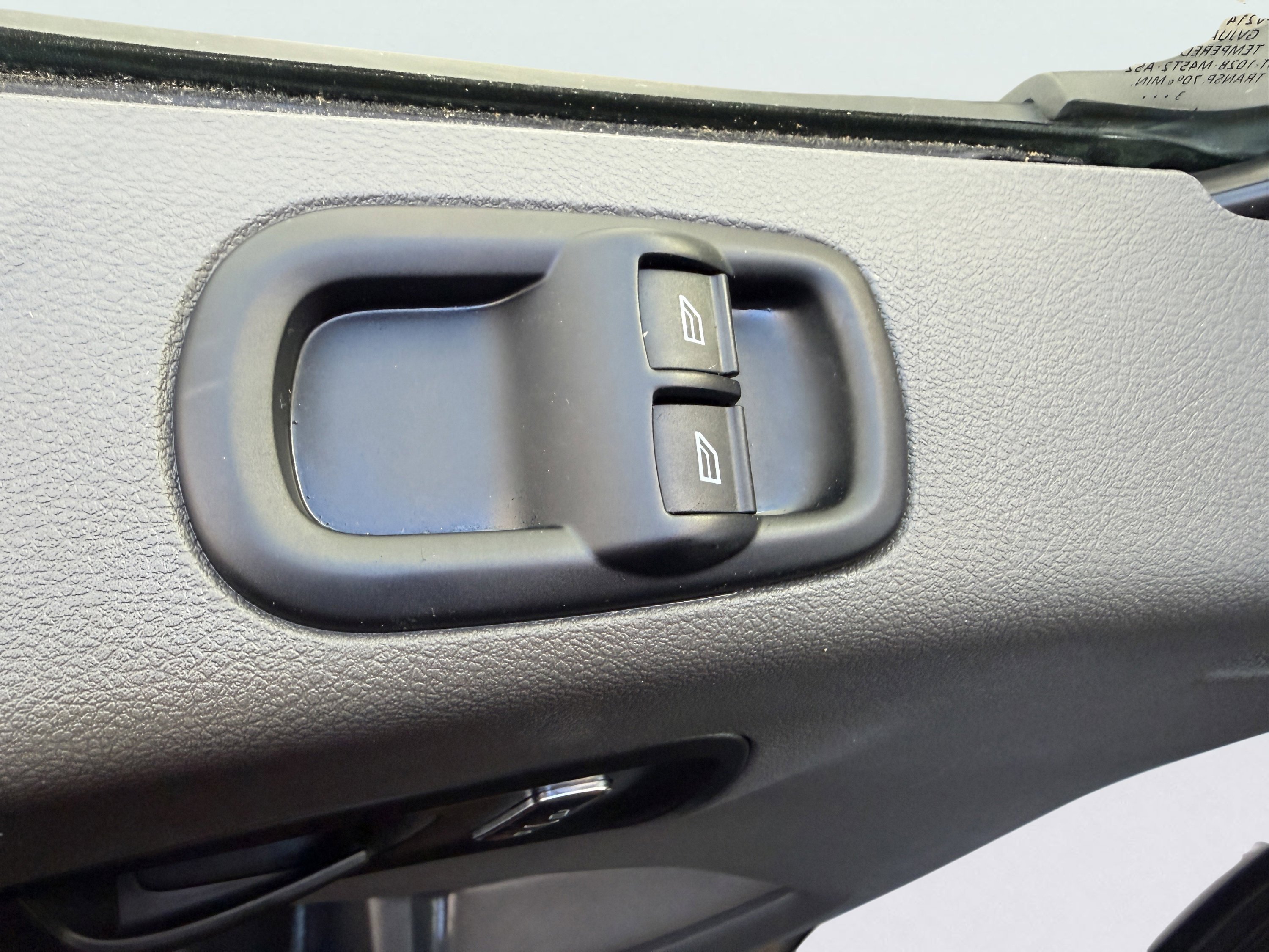 Used 2023 Ford Transit 250 Medium Roof image 20