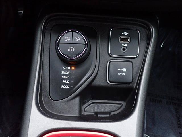 Used 2018 Jeep Compass Trailhawk w/ Leather Interior Group AWD/4WD image 24