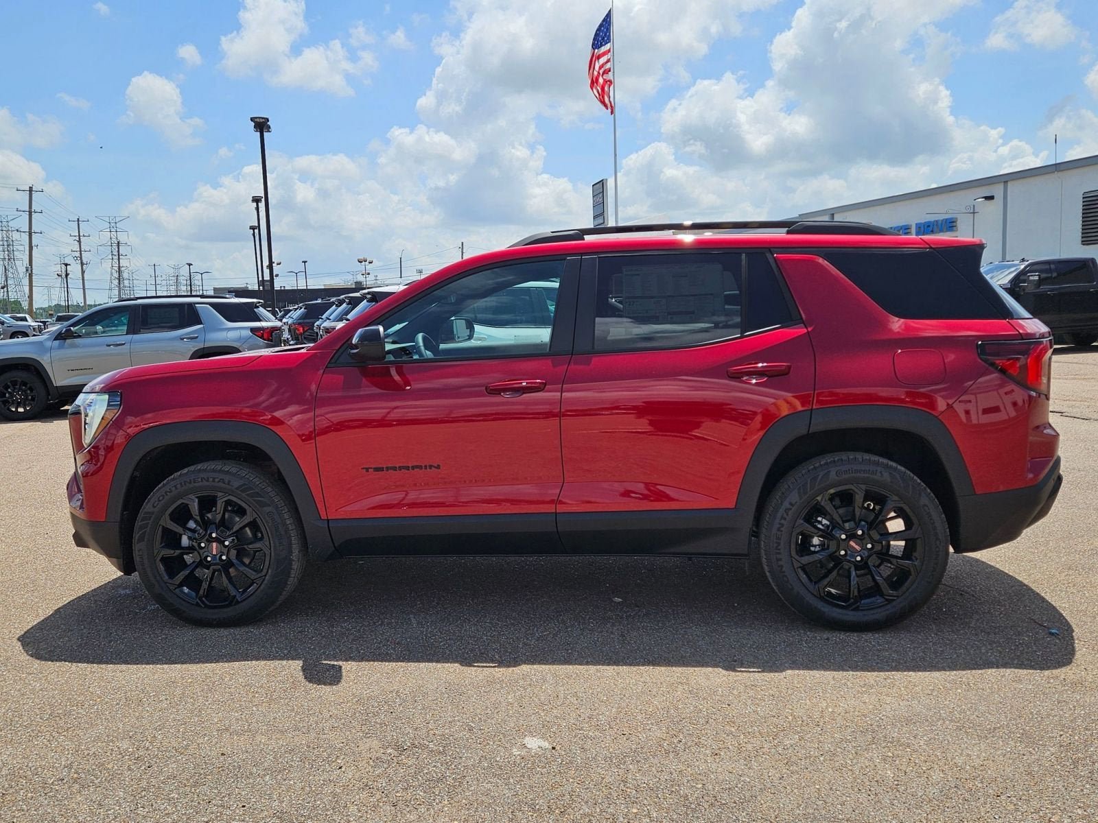 New 2026 GMC Terrain Elevation FWD image 2