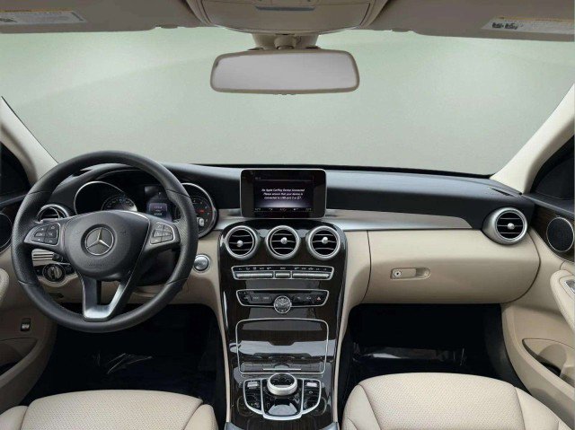 Used 2018 Mercedes-Benz C 300 4MATIC Sedan image 10