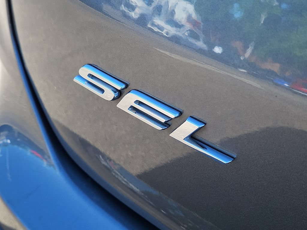 Used 2024 Ford Edge SEL AWD/4WD image 8