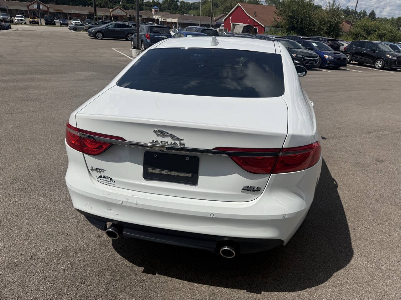 Used 2017 Jaguar XF Prestige AWD/4WD image 8