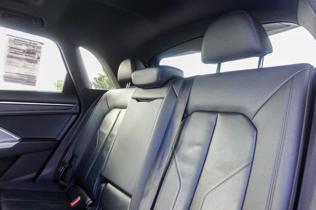 Used 2021 Audi Q3 2.0T Premium image 24
