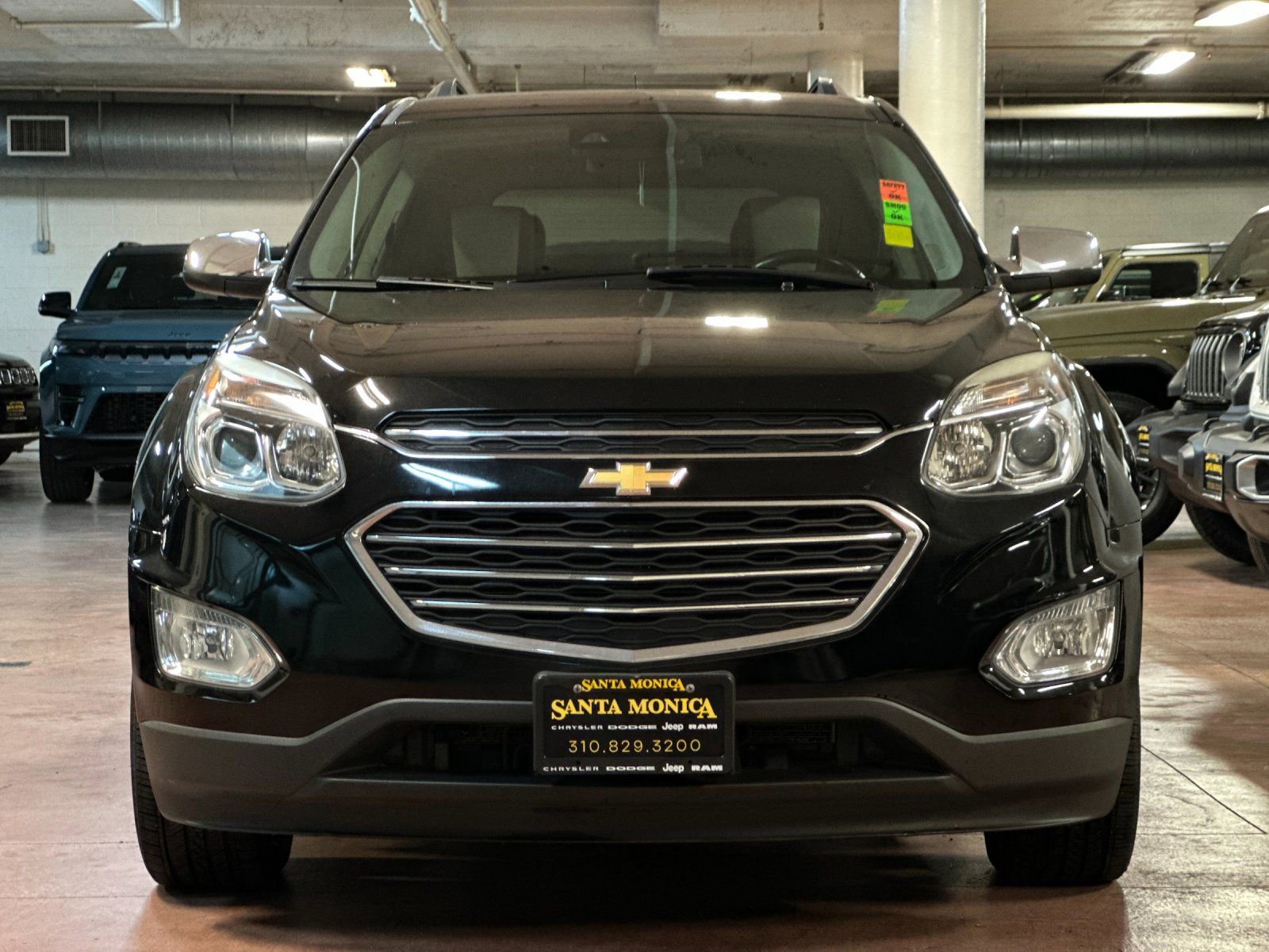Used 2017 Chevrolet Equinox Premier w/ Enhanced Convenience Package image 7