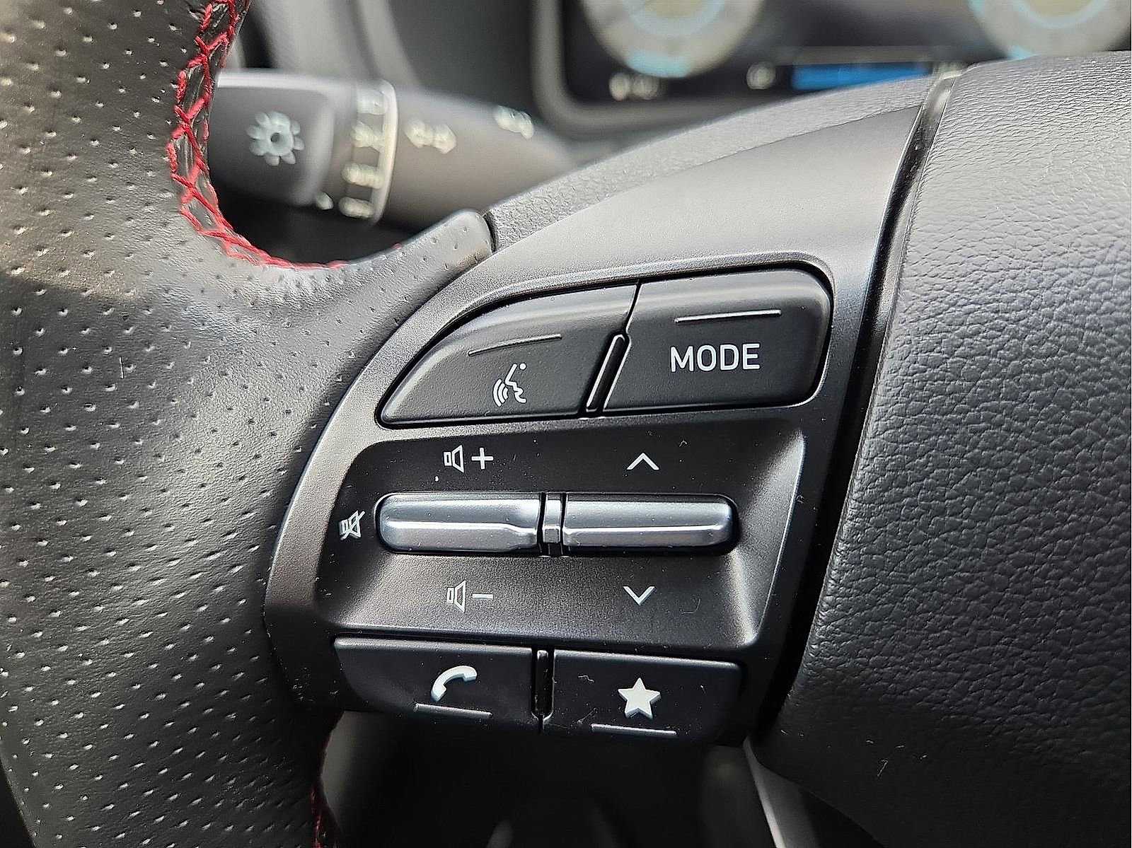 Used 2022 Hyundai Kona N Line w/ Tech Package image 19