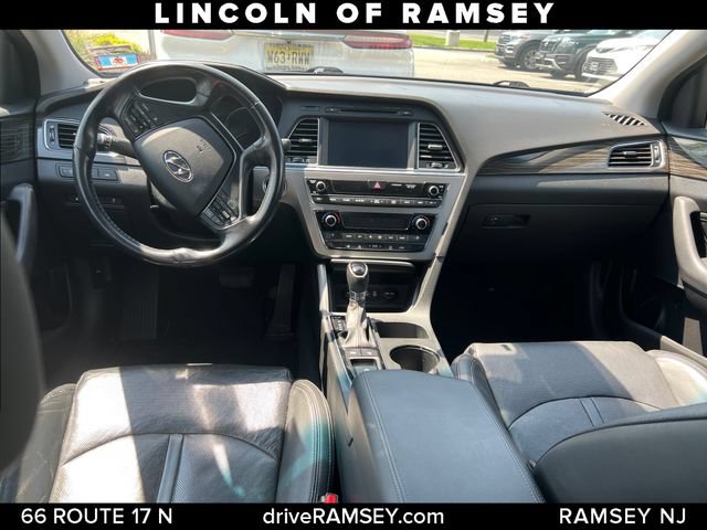 Used 2015 Hyundai Sonata Limited w/ Option Group 06 FWD image 20