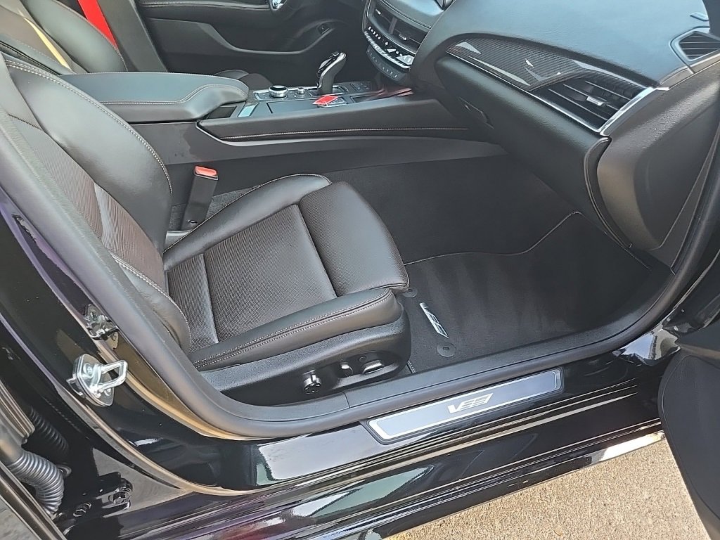 Used 2026 Cadillac CT5 V w/ LPO, ONYX Package image 84