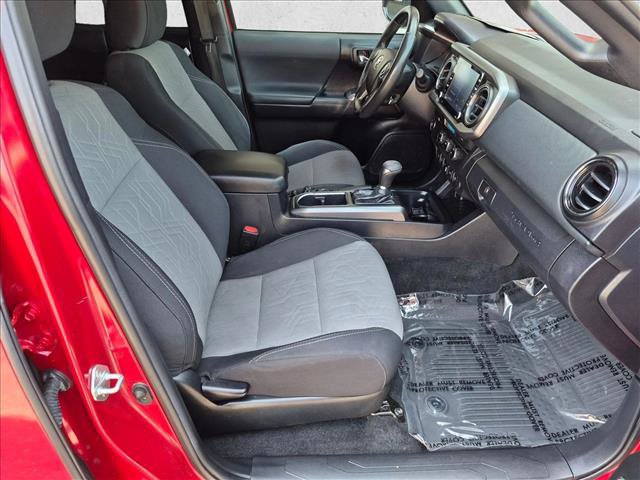 Used 2022 Toyota Tacoma TRD Sport w/ Technology Package RWD image 18