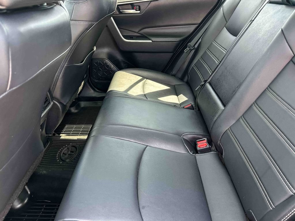 Used 2021 Toyota RAV4 XLE Premium FWD image 19
