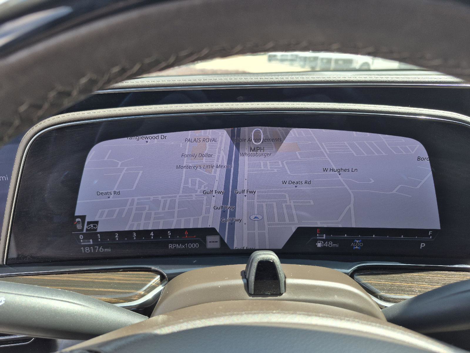 Used 2024 Cadillac Escalade ESV Sport w/ Touring Package image 10