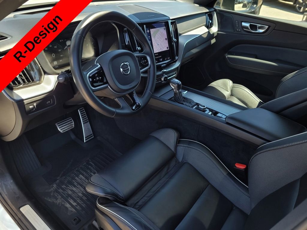 Used 2021 Volvo XC60 T5 R-Design w/ Protection Package Premier AWD/4WD image 10