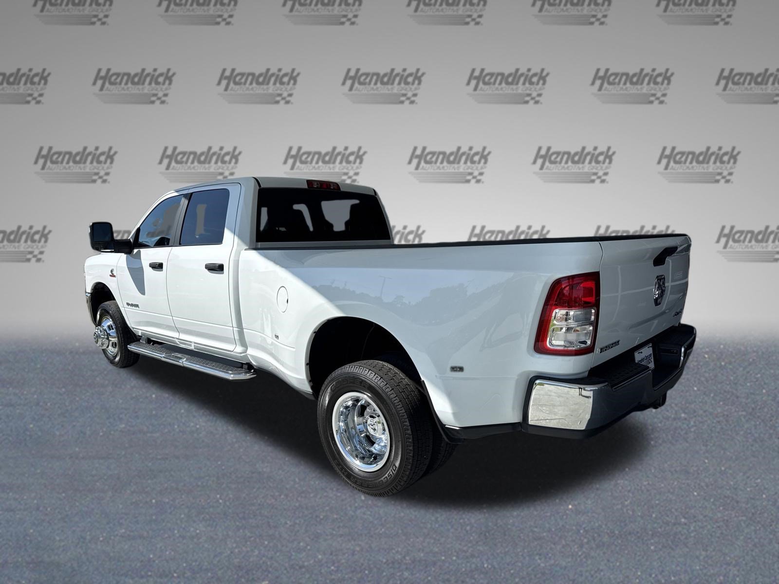 Used 2024 RAM 3500 Big Horn AWD/4WD image 7