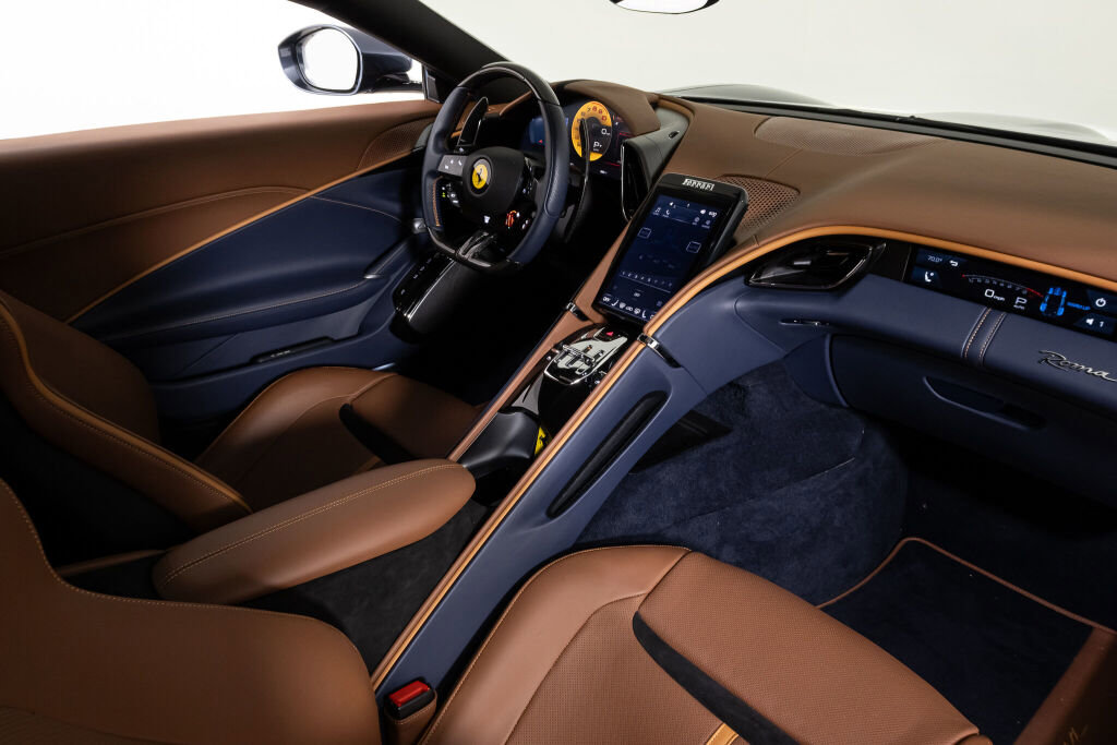 Used 2024 Ferrari Roma image 39