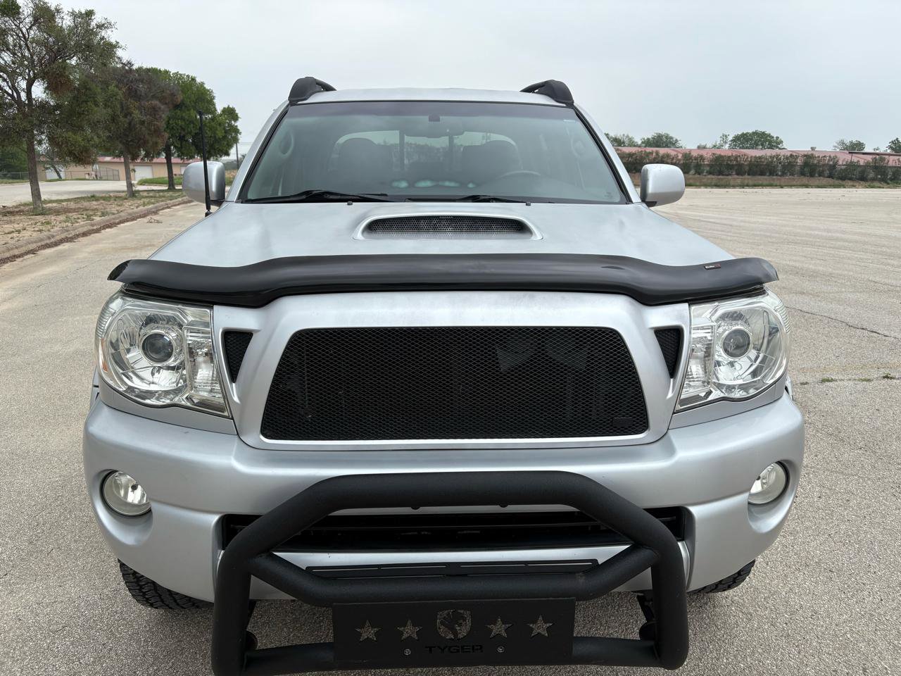 Used 2010 Toyota Tacoma PreRunner RWD image 13