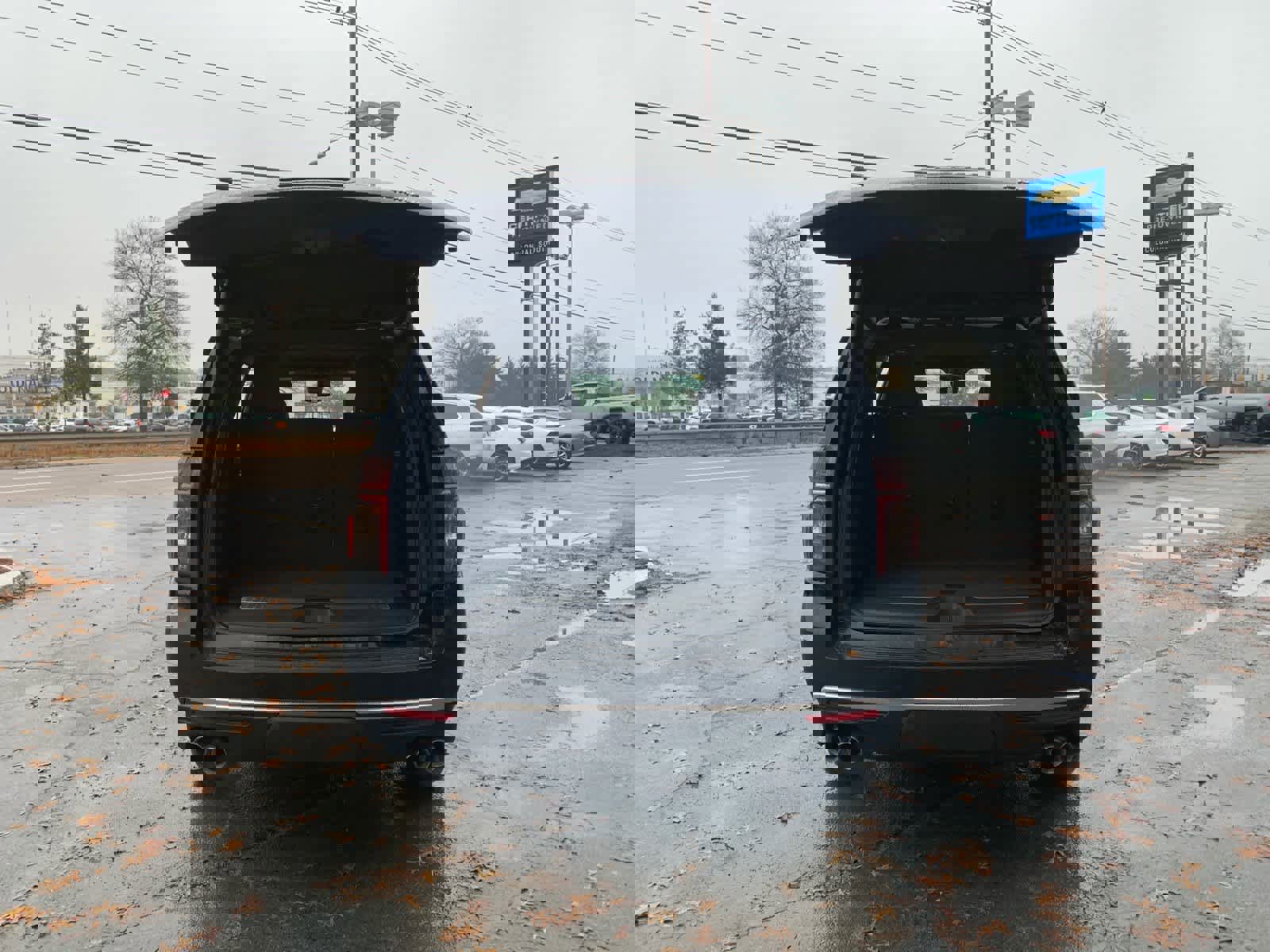 Certified 2024 Chevrolet Tahoe Premier w/ Premium Package 2 image 41