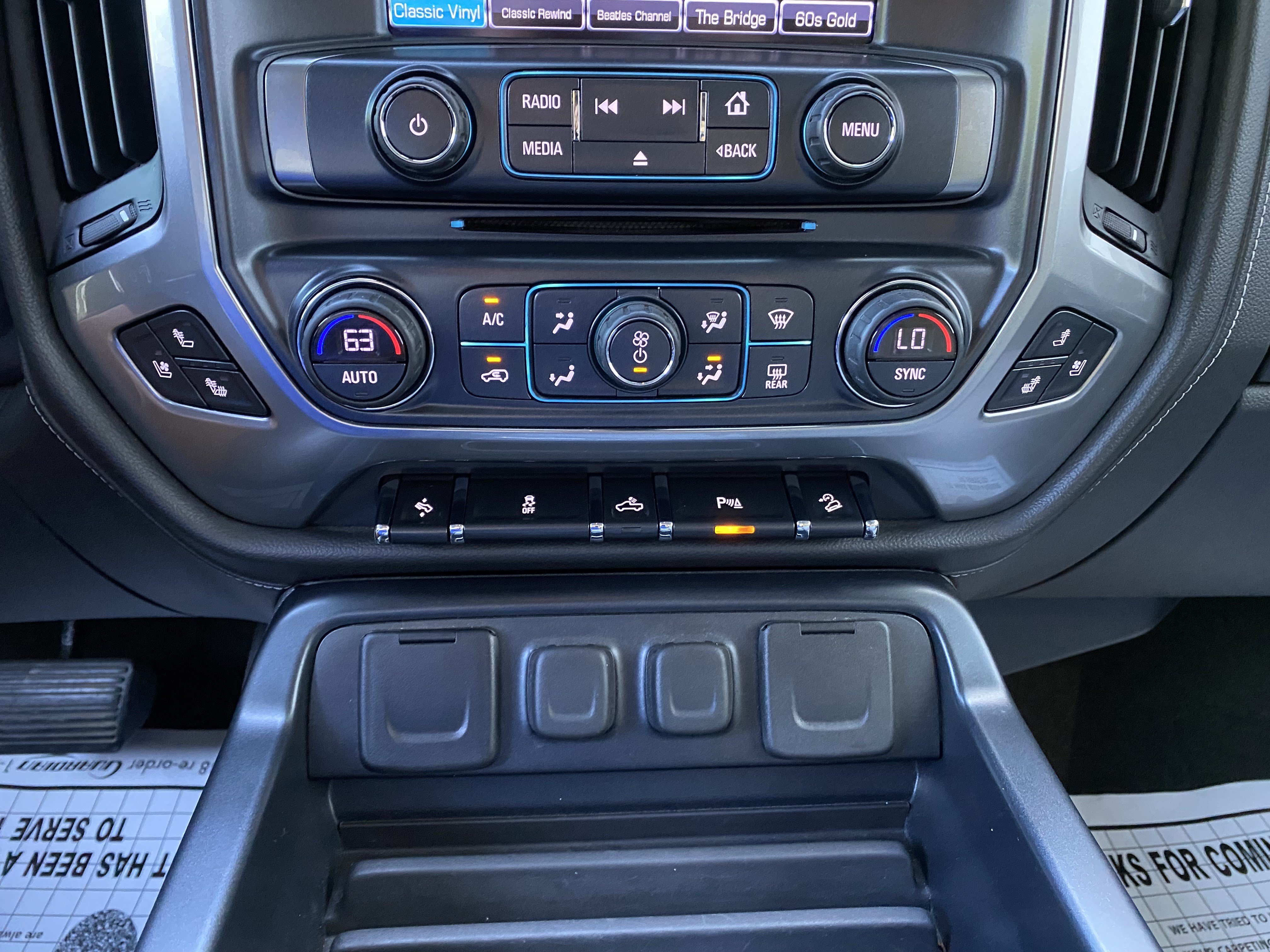 Used 2017 Chevrolet Silverado 1500 LTZ Z71 w/ LTZ Plus Package AWD/4WD image 28
