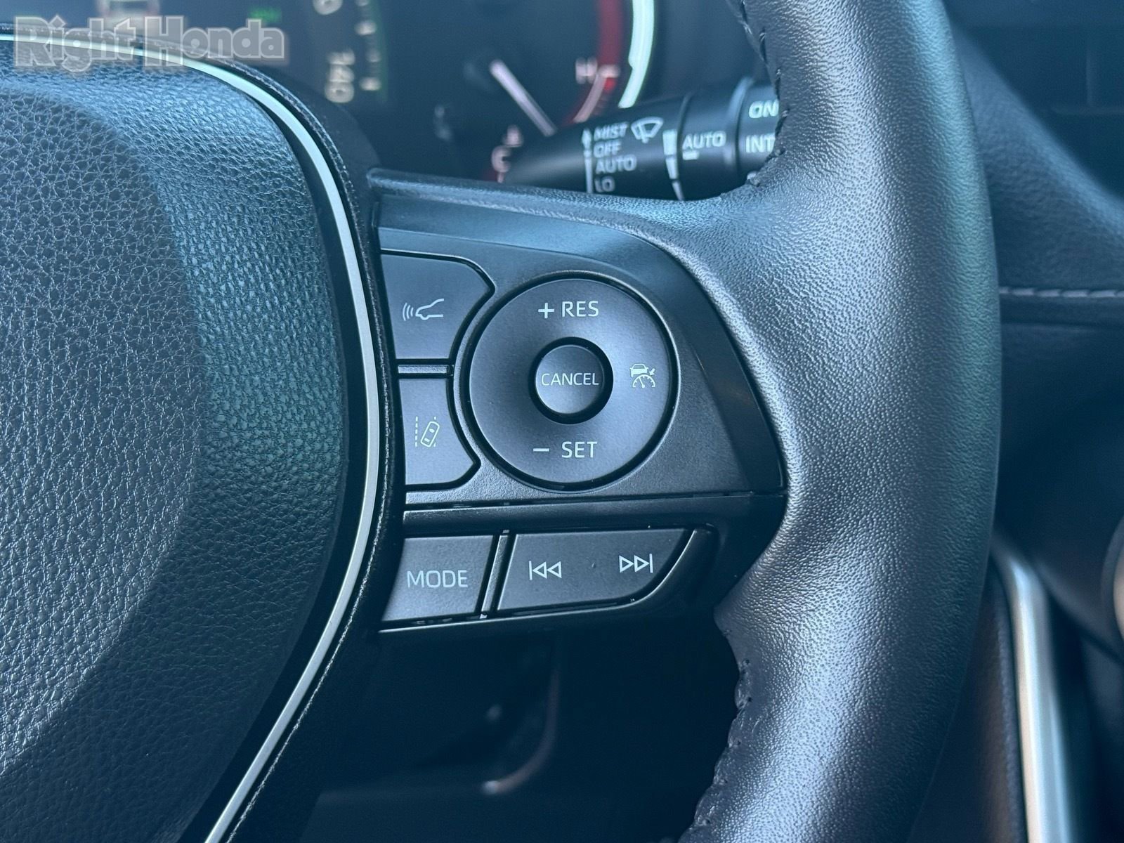 Used 2024 Toyota RAV4 XLE Premium w/ Weather Package image 17