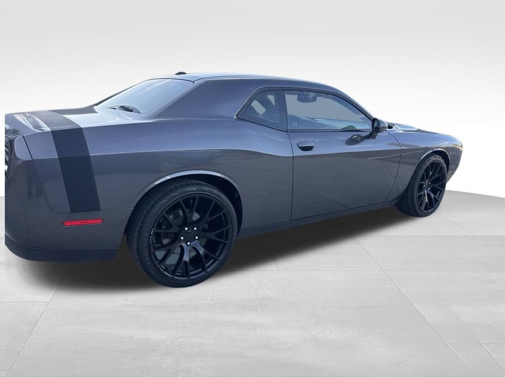 Used 2017 Dodge Challenger SXT w/ Super Sport Group (SS/T) RWD image 11