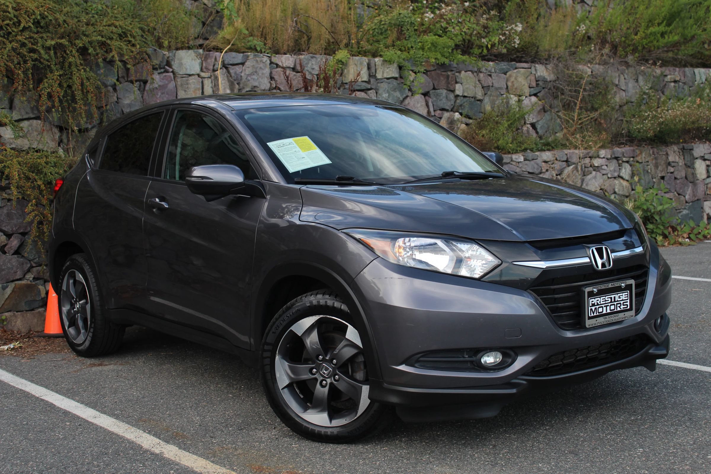 Used 2018 Honda HR-V EX image 4