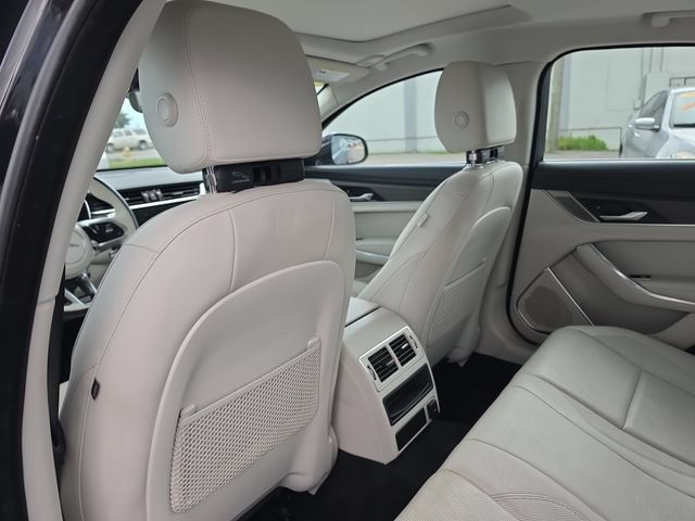 Used 2022 Jaguar XF S RWD image 12