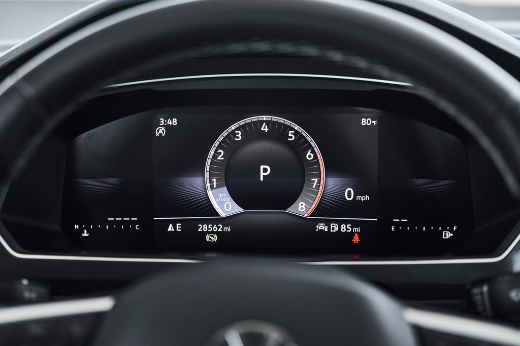 Used 2024 Volkswagen Tiguan Wolfsburg Edition FWD image 32