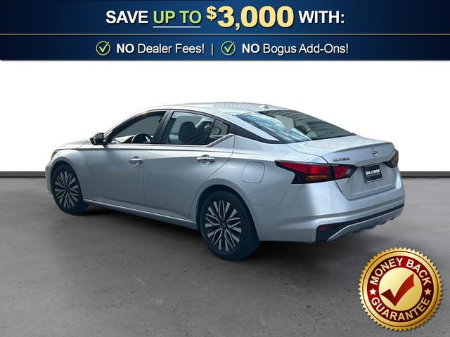 Used 2024 Nissan Altima 2.5 SV image 4